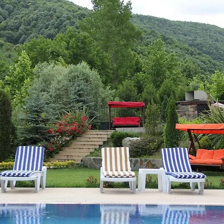 Royal Hotel